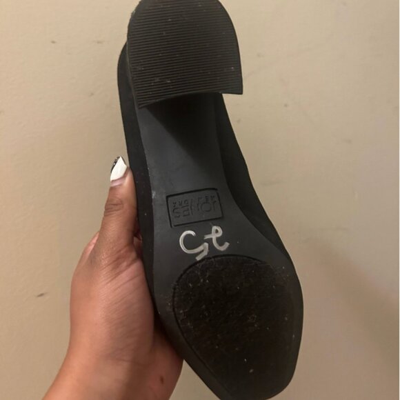 Jones New York Shoe - Picture 2 of 3